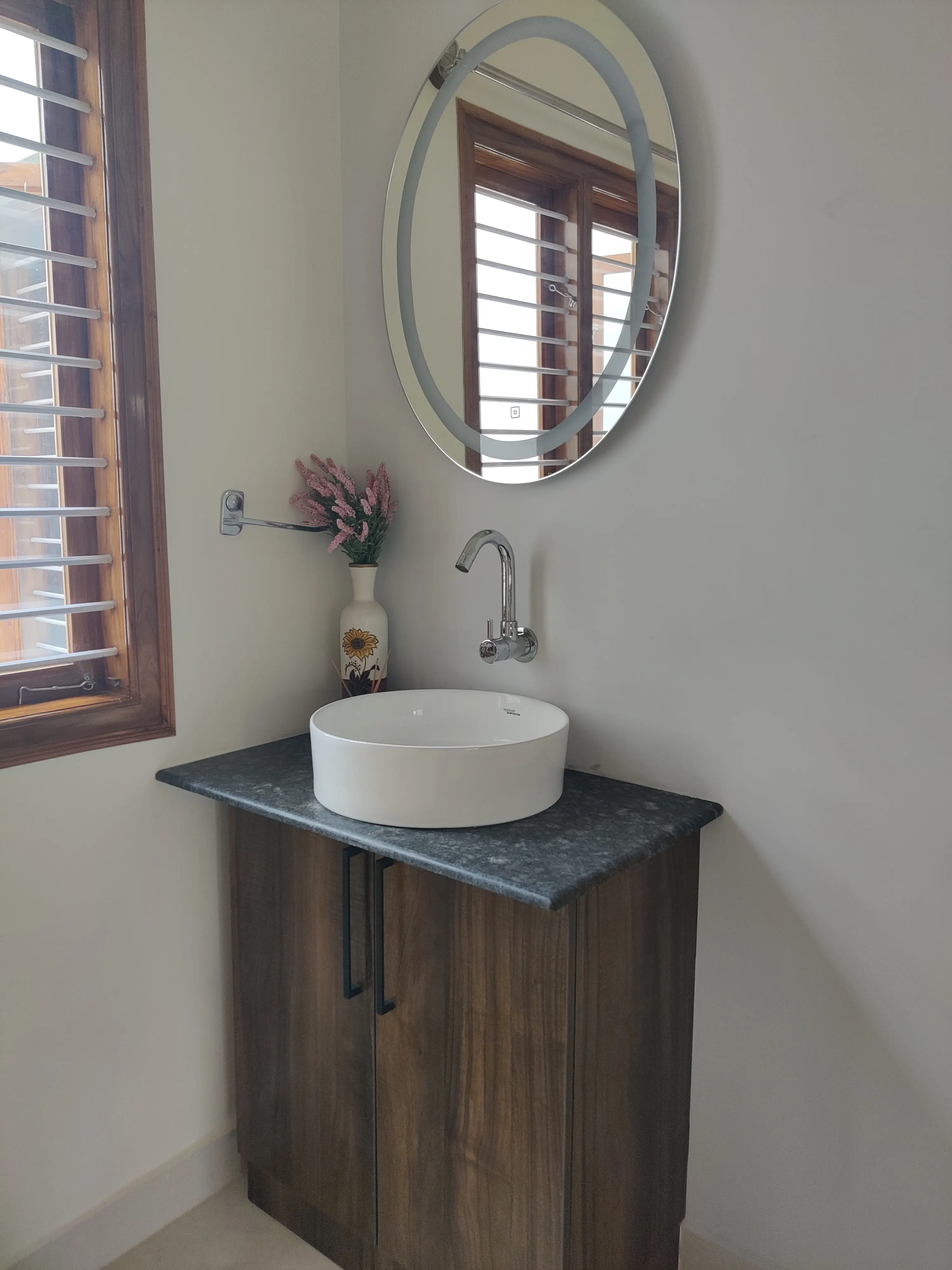 Ambient lighting features